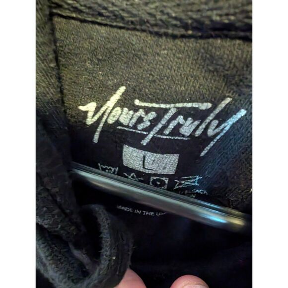 Yours Truly To The Moon Bear Black Unisex Hoodie Size Large Urban Streetwear Emo - Picture 5 of 5